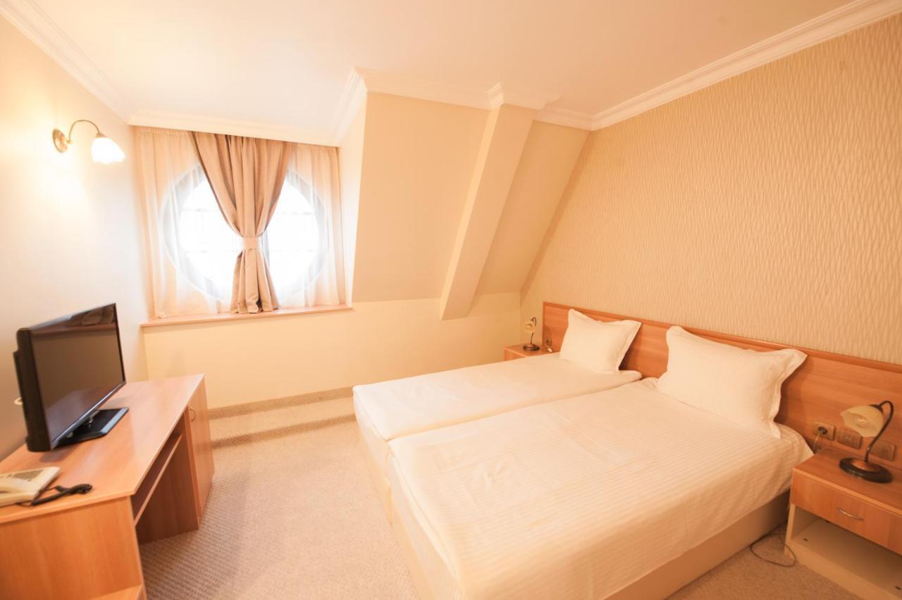 Hotel Central Свиленград Экстерьер фото